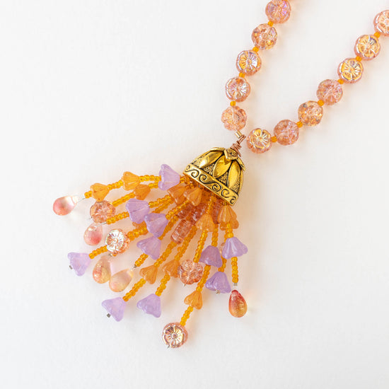 Umbrella Caps - Gold Flower Design - 4 beads