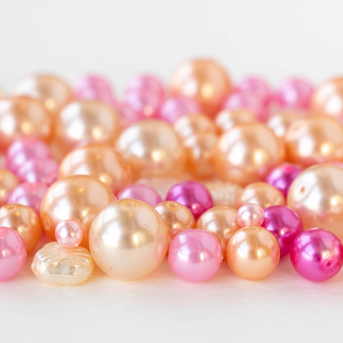 Glass Bead Mix - Peach to Pink Imitation Pearl - 140 Beads