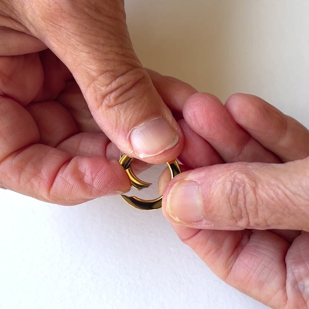 17mm Circle Carabiner Connector Link - Gold Stainless Steel - 1 piece
