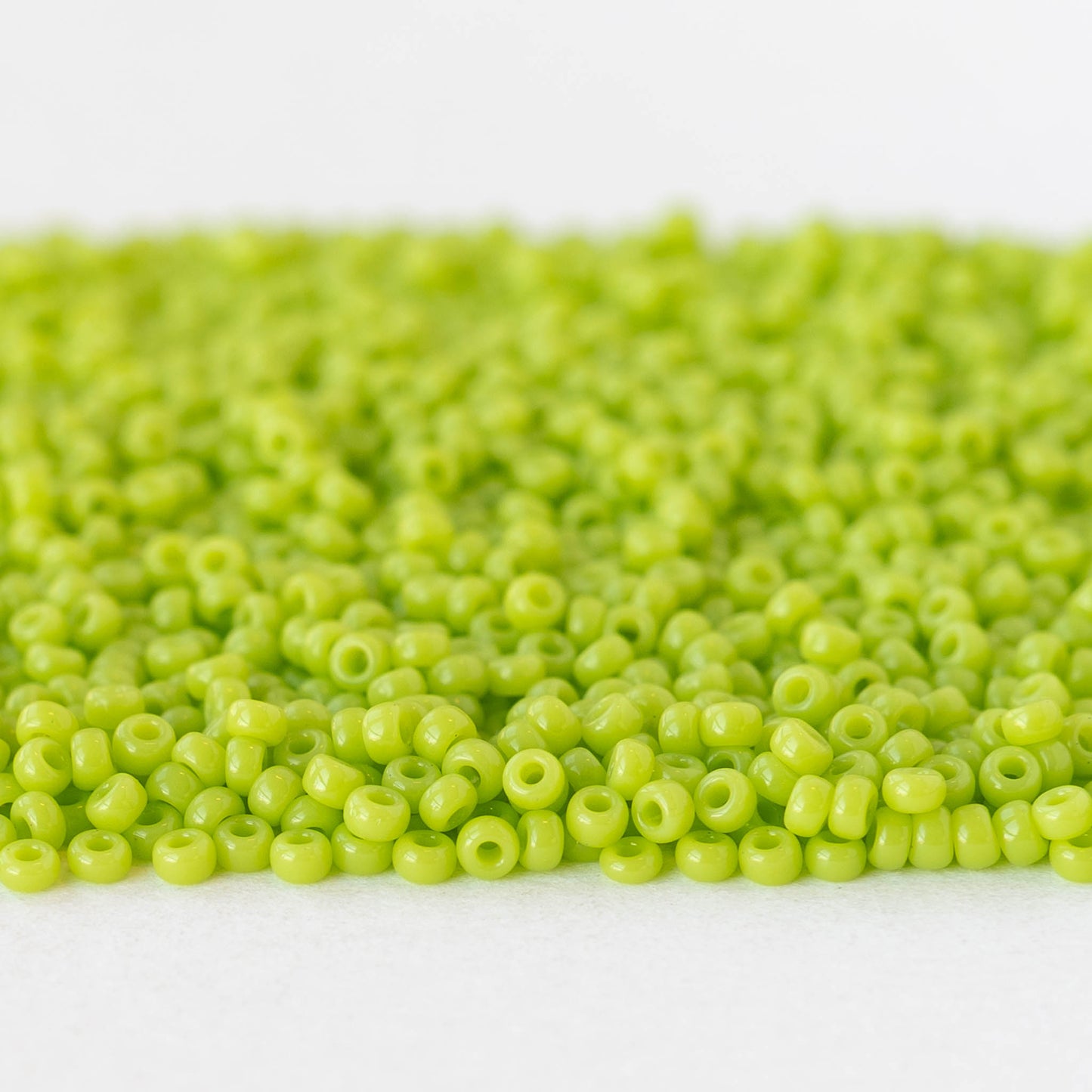 11/0 Glass Seed Beads - Bright Light Green - 25 grams