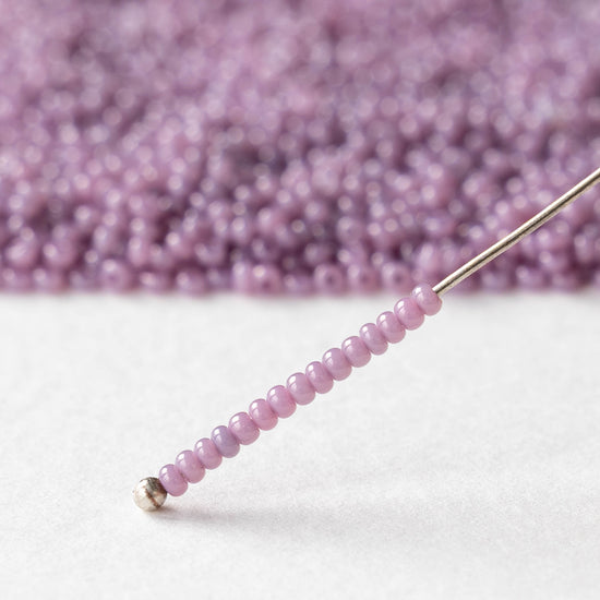 11/0 Glass Seed Beads - Opaline Lila - 10 grams