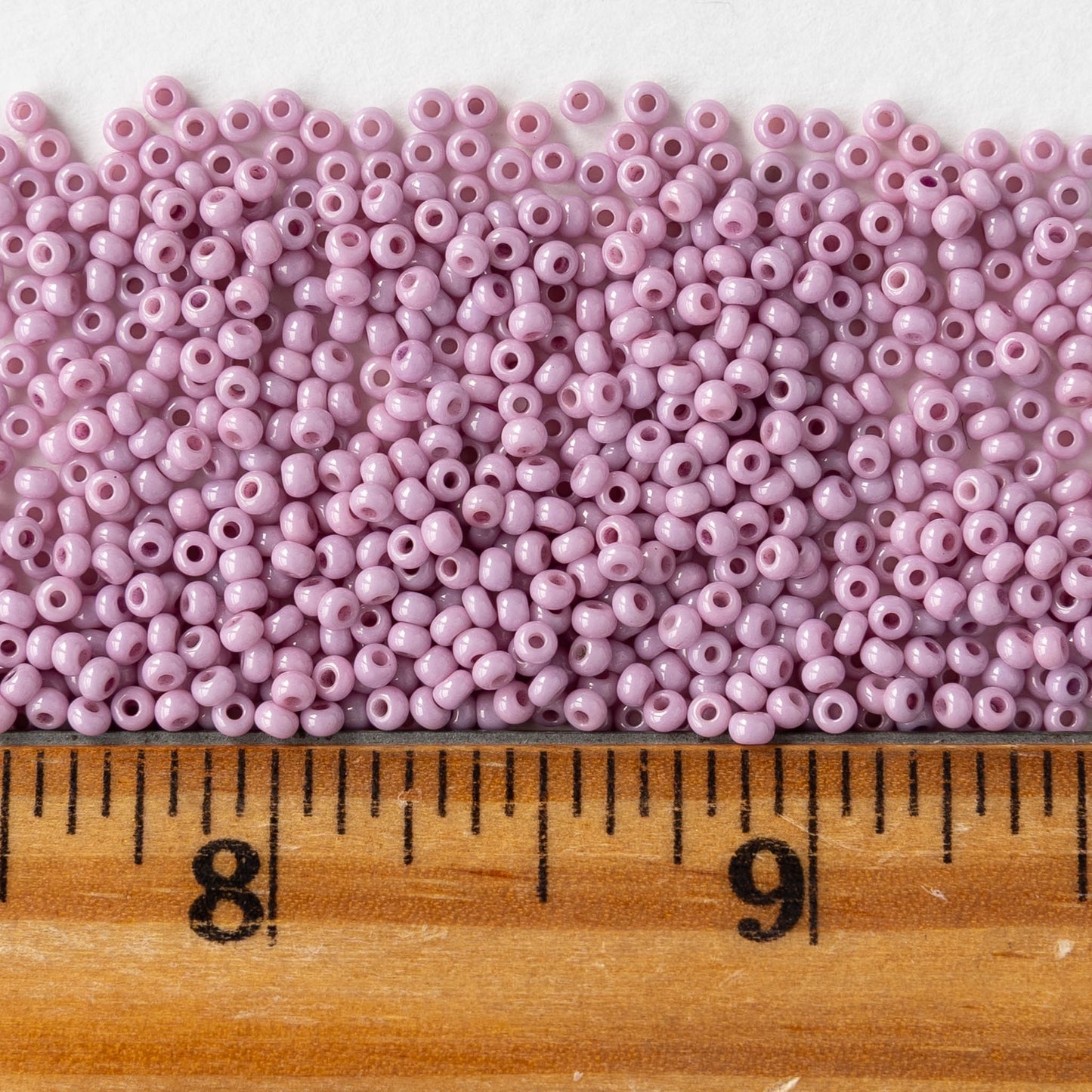 11/0 Glass Seed Beads - Opaque Lila - 10 grams