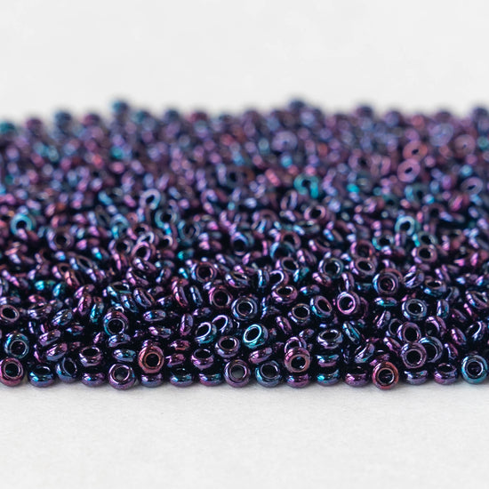 Load image into Gallery viewer, 2.2mm O-Ring Beads - Metallic Violet Iris - 5 grams

