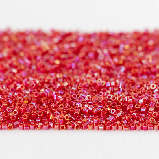 15/0 Delica Seed Beads - Transparent Magenta AB - 5 grams