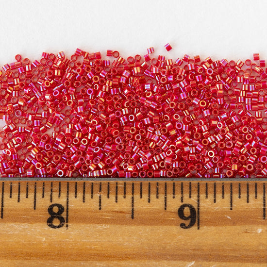 15/0 Delica Seed Beads - Transparent Magenta AB - 5 grams