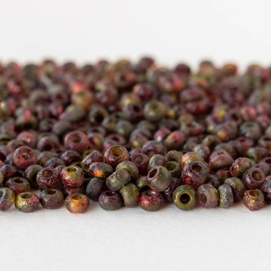 Size 6/0 Glass Seed Beads - Crystal Magic Apple - 10 grams ~180 beads