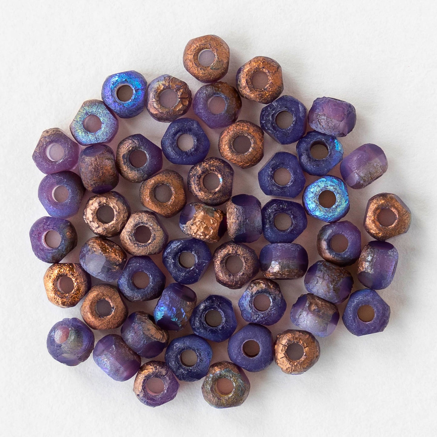 lavender seed beads 6/0 Tri-cut Seed Beads - Lavender with Etched Bronze