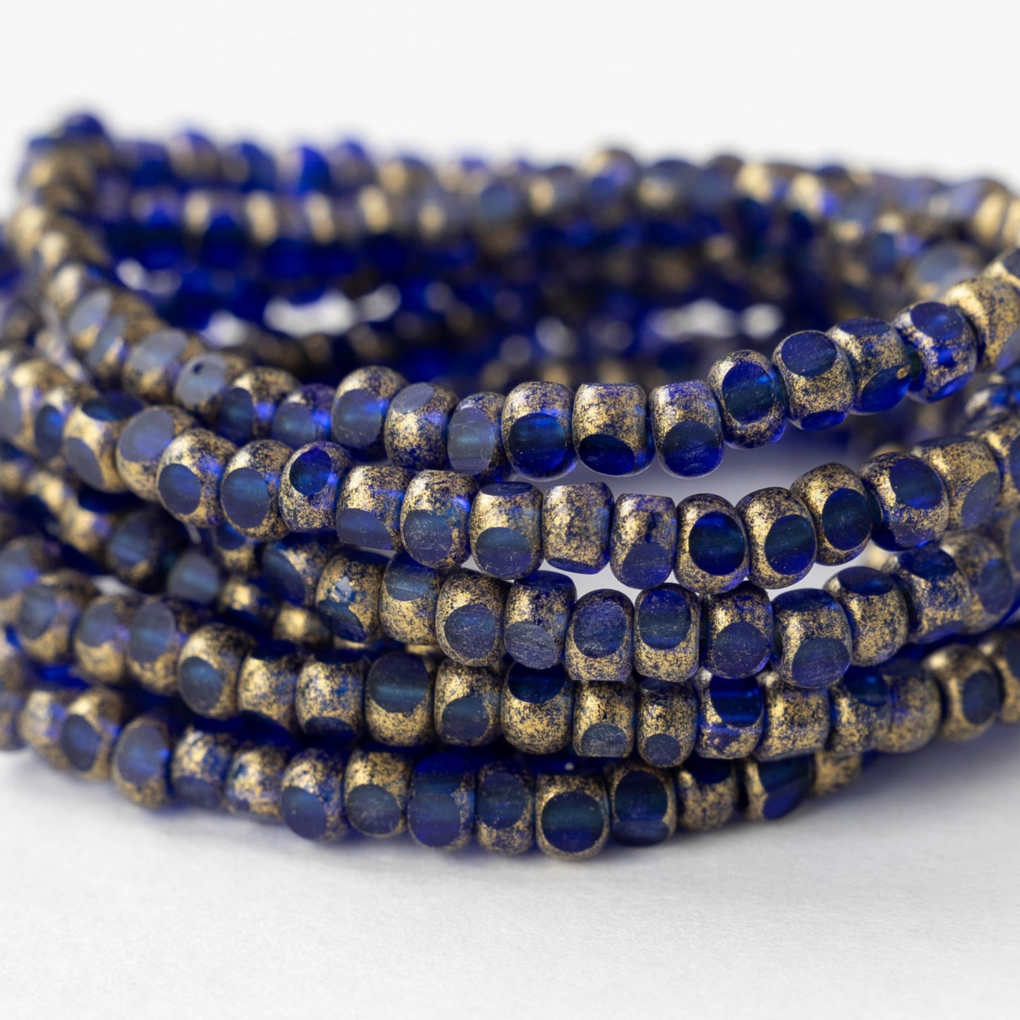 6/0 Tri-cut Seed Beads - Cobalt with Gold Dust - 50 Beads