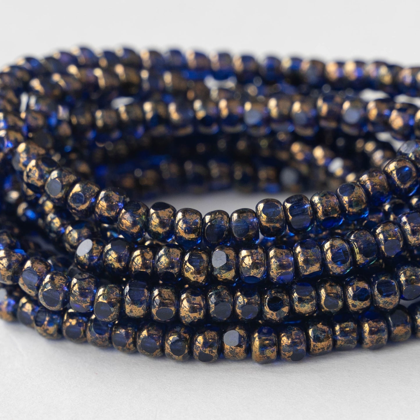 Size 6/0 Trica Seed Beads - Sapphire with Gold - 50 beads