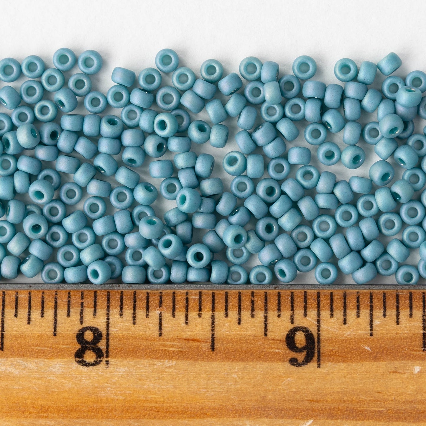 Size 8/0 Glass Seed Beads - Peacock Rainbow - 10 grams