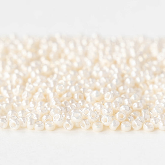 Size 8/0 Glass Seed Beads - Opaque Pearly White - 10 grams