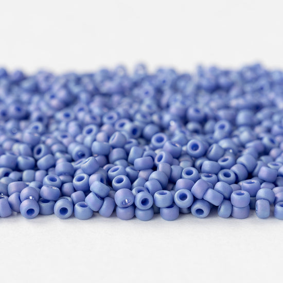 Size 8/0 Glass Seed Beads - Periwinkle Blue Rainbow - 10 grams