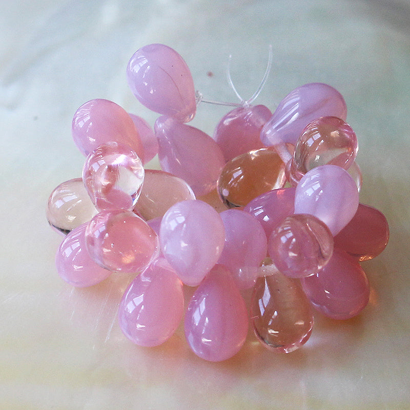 Load image into Gallery viewer, 6x9mm Glass Teardrop Beads - Pink Mix  - 25 Beads
