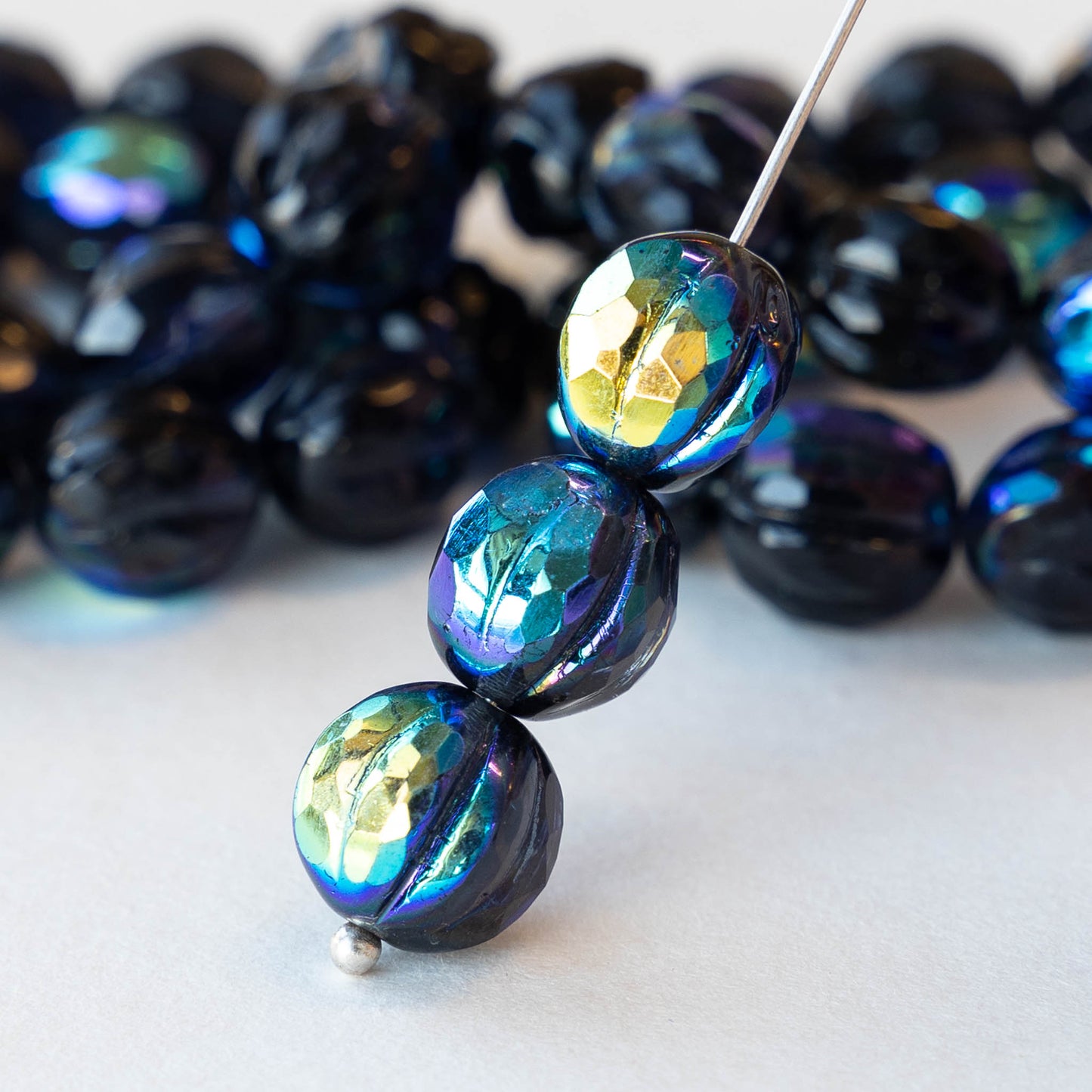 Load image into Gallery viewer, 10mm Faceted Melon Beads - Black AB - 12

