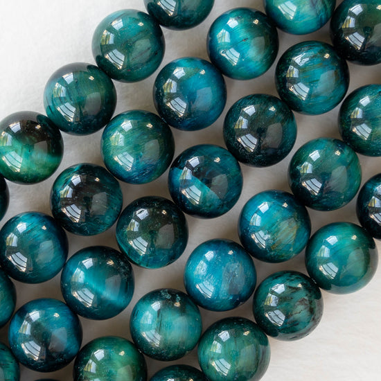 10mm Round Blue Dyed Tigers Eye - 16 Inches
