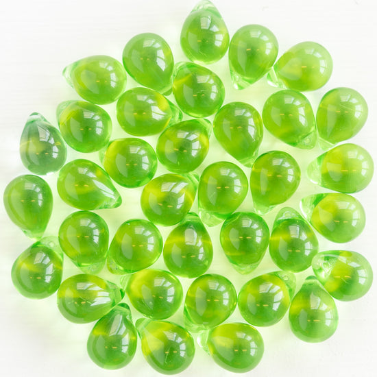 Load image into Gallery viewer, 10x14mm Glass Teardrop Beads - Lt. Lime Green
