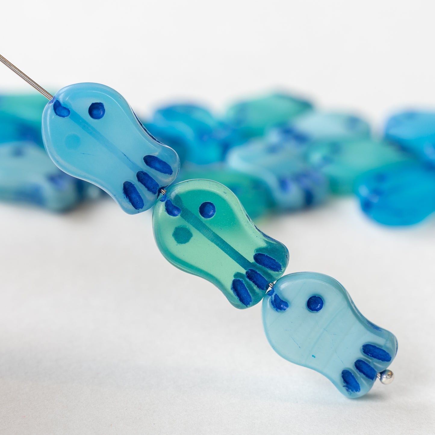 Glass Fish Beads - 19x12mm - Blue Mix - 10 fish