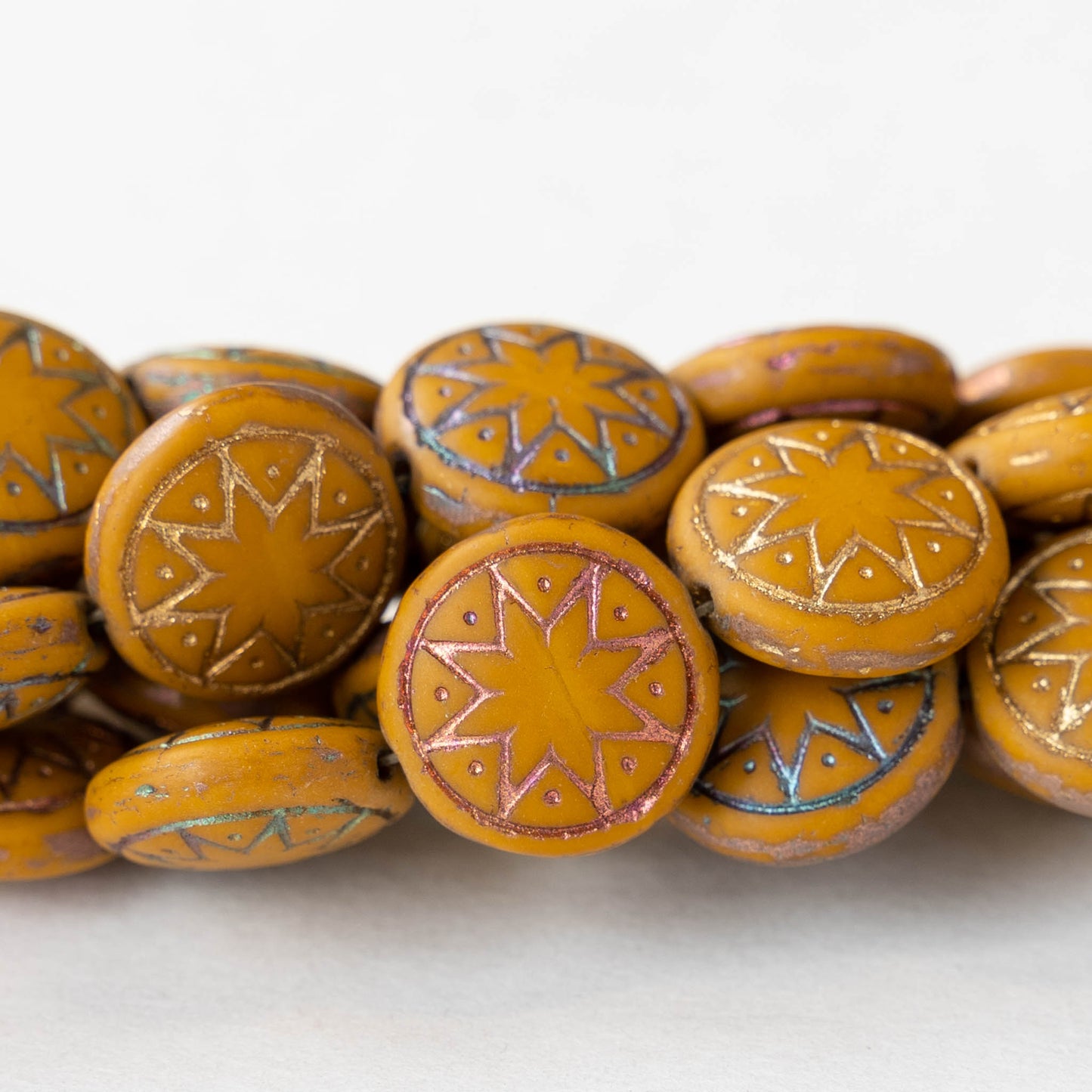 Load image into Gallery viewer, 13mm Star Of Ishtar - Ochre with Metallic Wash
