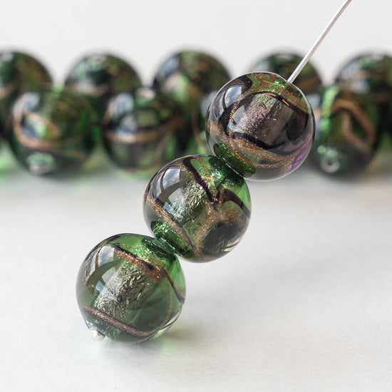 Load image into Gallery viewer, 14mm Handmade Lampwork Foil Beads - Green - 2, 4 or 8
