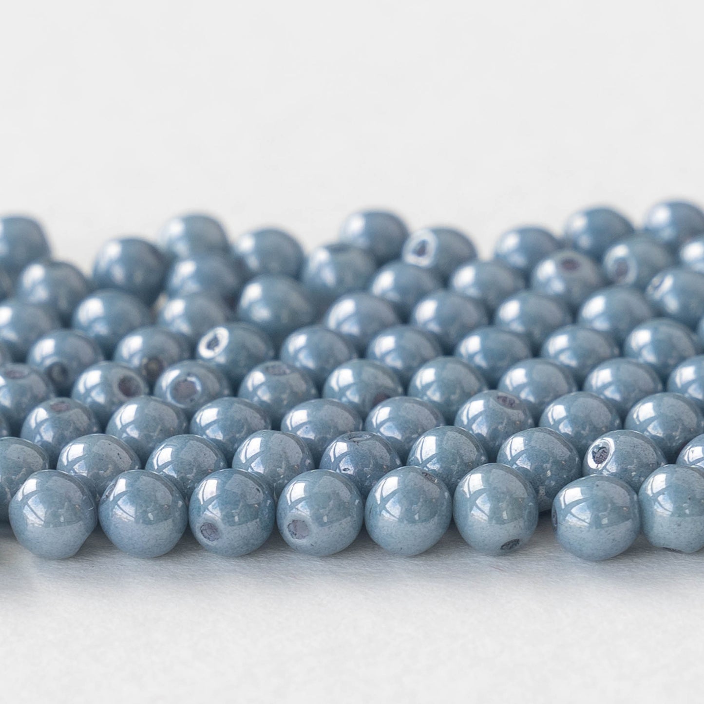 4mm Round Glass Beads - Light Blue Luster - 100 Beads
