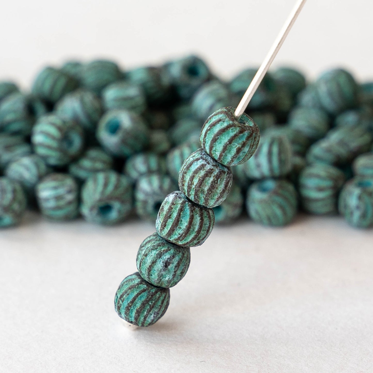 6mm Round Glass Beads - Viridian Teal - 50 – funkyprettybeads