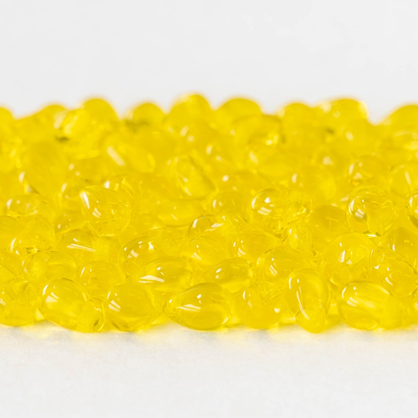 4x6mm Glass Teardrop Beads - Very Yellow - 100 Beads