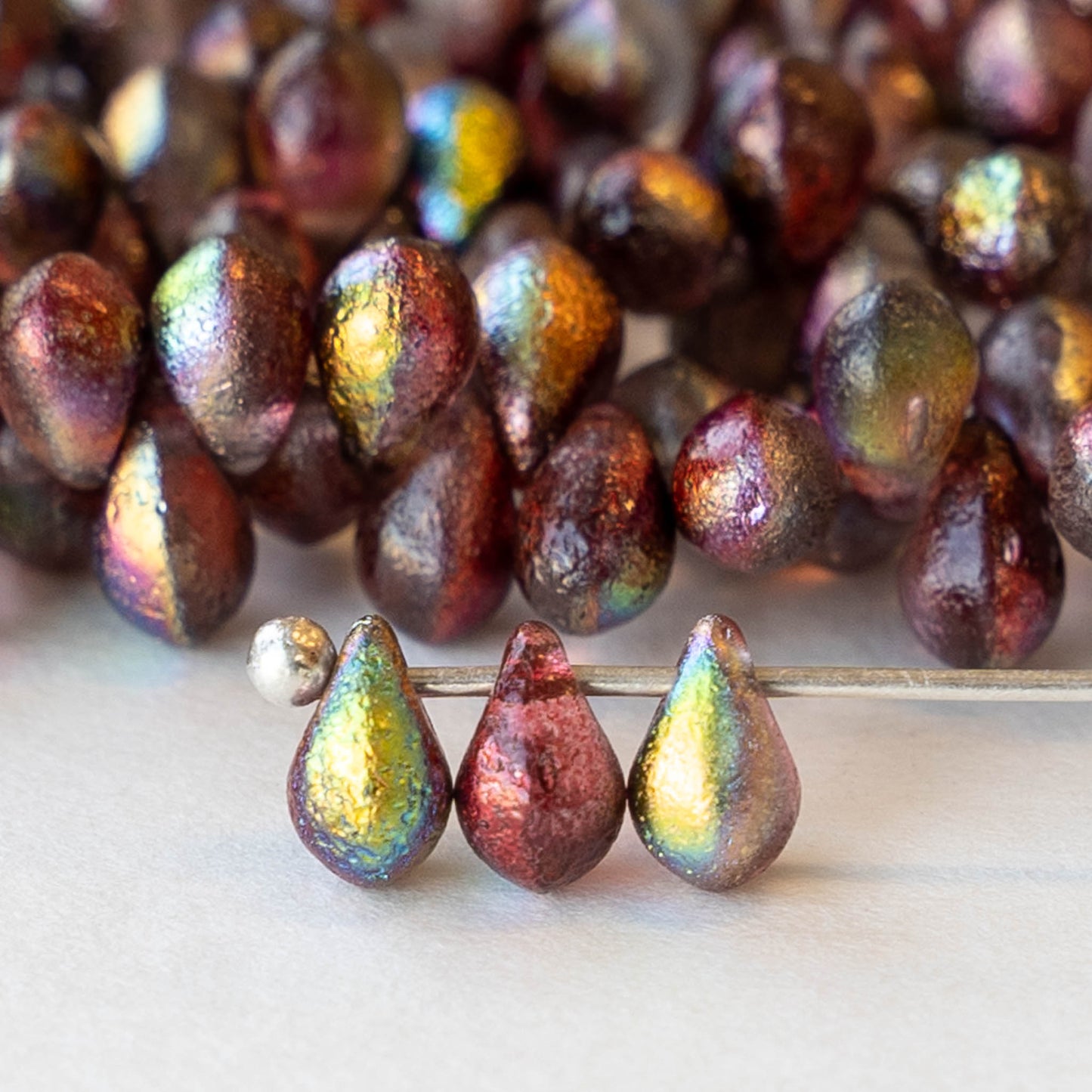 4x6mm Glass Teardrop Beads - Etched Metallic Raspberry - 50 beads