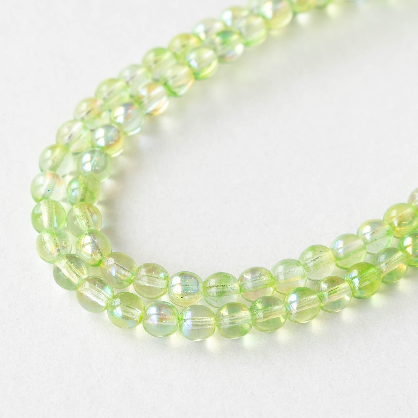 5mm Round Glass Beads - Yellow Green Shimmer AB - 100 Beads