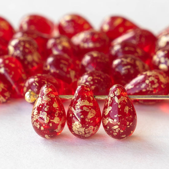 6x9mm Glass Teardrop Beads - Red with Gold Dust - 50 Beads