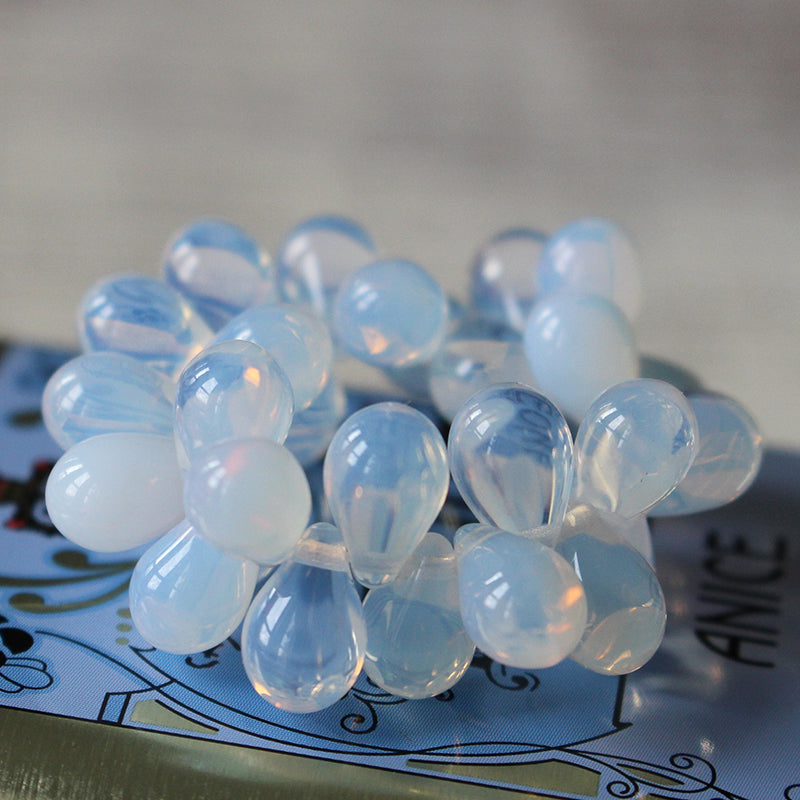 6x9mm Glass Teardrop Beads - Opaline White - 50 Beads