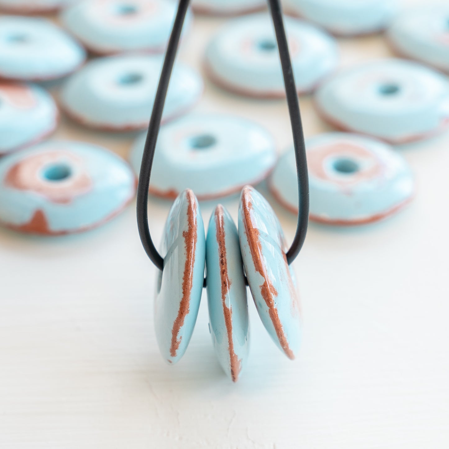 Load image into Gallery viewer, 30mm Shiny Glazed Ceramic Disks - Baby Blue
