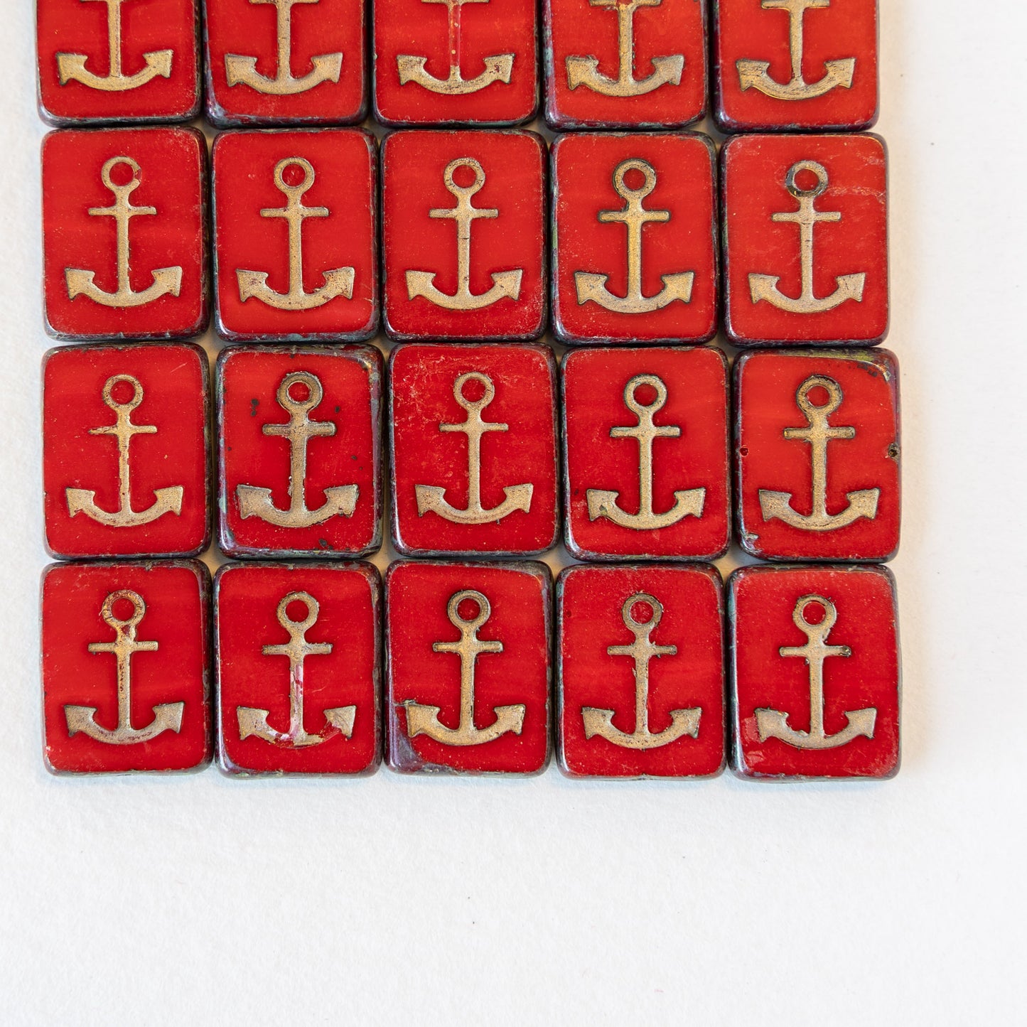 11x17mm Glass Anchor Beads - Red with Gold Wash