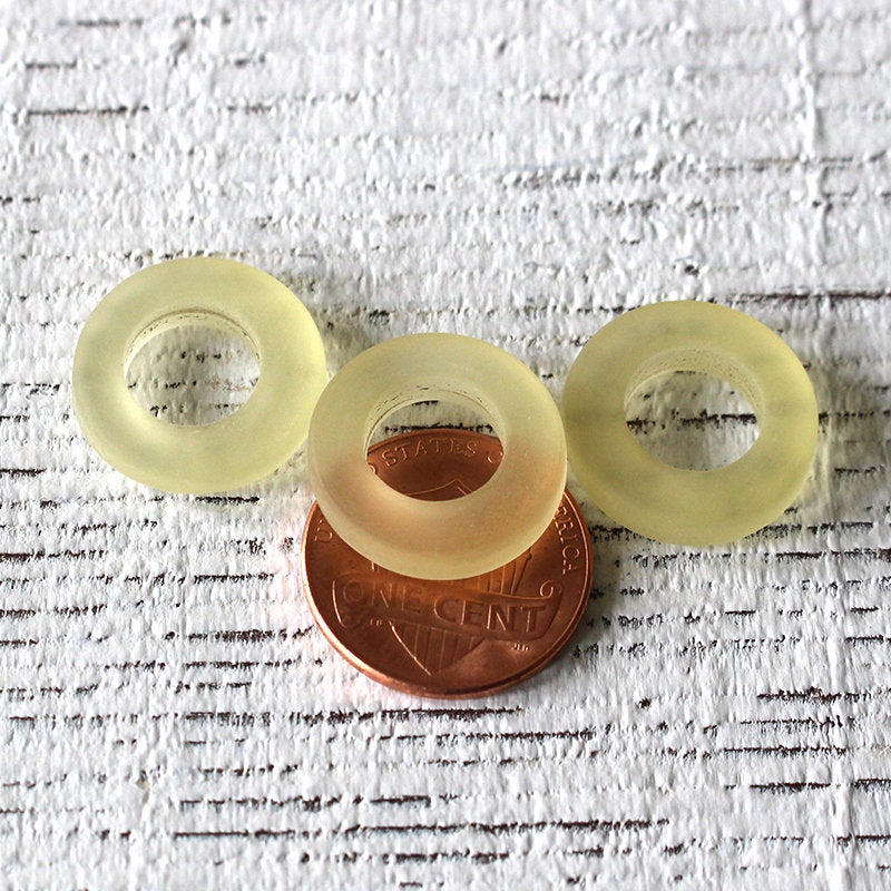 Load image into Gallery viewer, 17mm Frosted Glass Rings - Lemon Chiffon - 2 or 10
