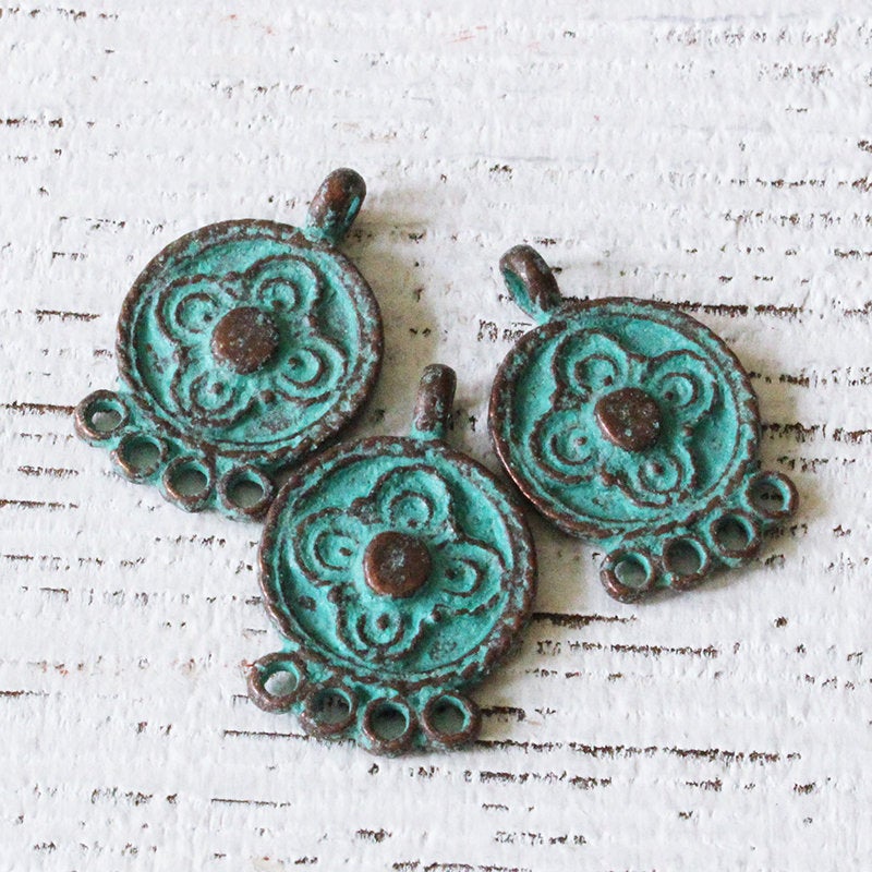 Load image into Gallery viewer, 15x23mm Mykonos Metal 4 Hole Connector - Green Patina

