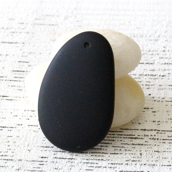 20x32mm Frosted Glass Pendant - Black