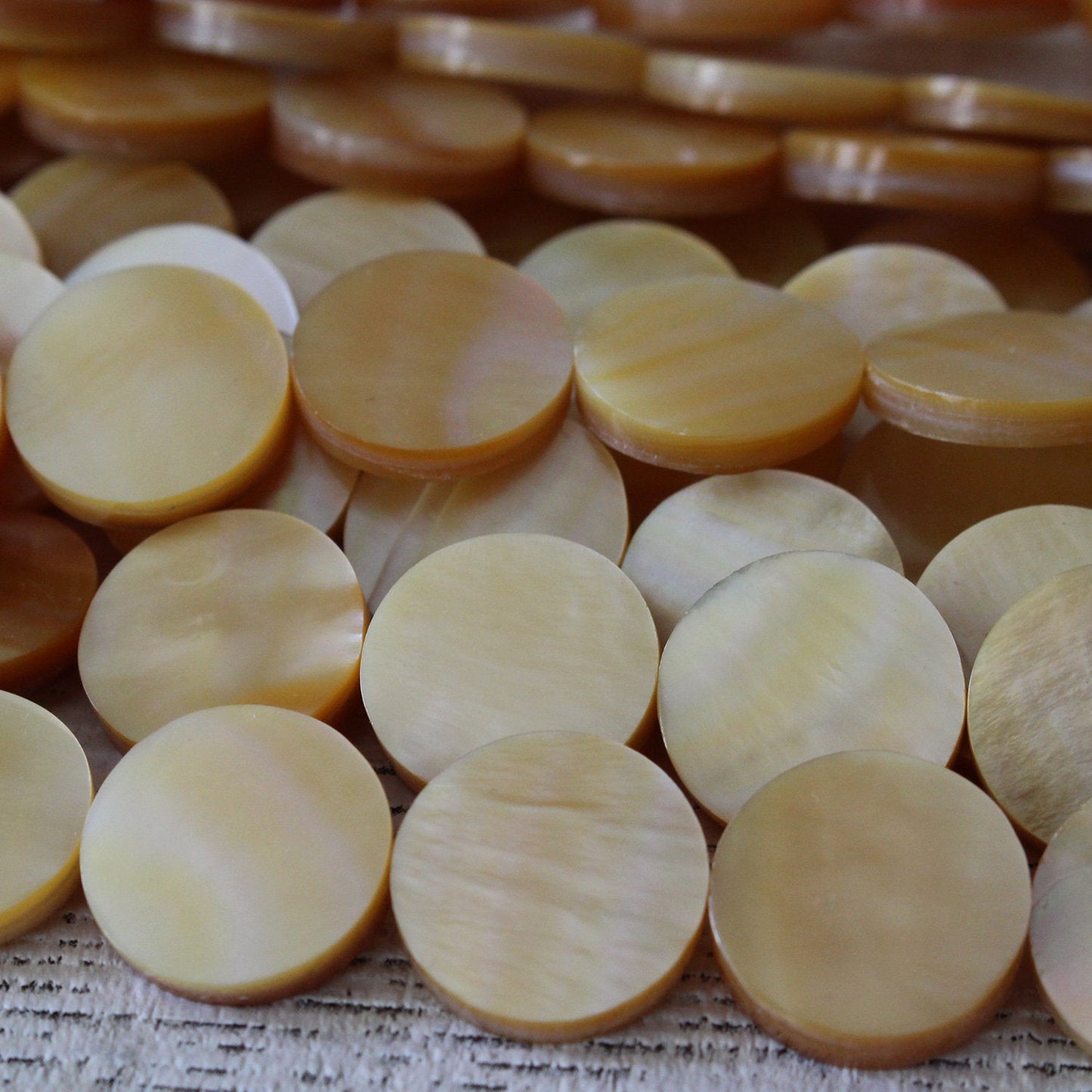 Load image into Gallery viewer, Natural Mother Of Pearl Coin Beads -  Shell Beads  -  - Shell Coin Beads - 16 Inch Strand
