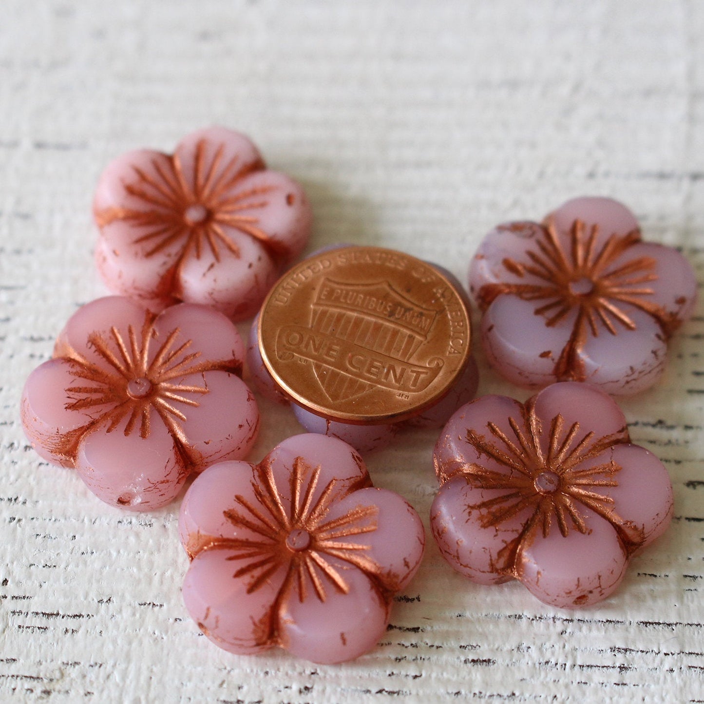 Load image into Gallery viewer, 21mm Hibiscus Flower Beads - Pink with Copper Wash - Choose Amount
