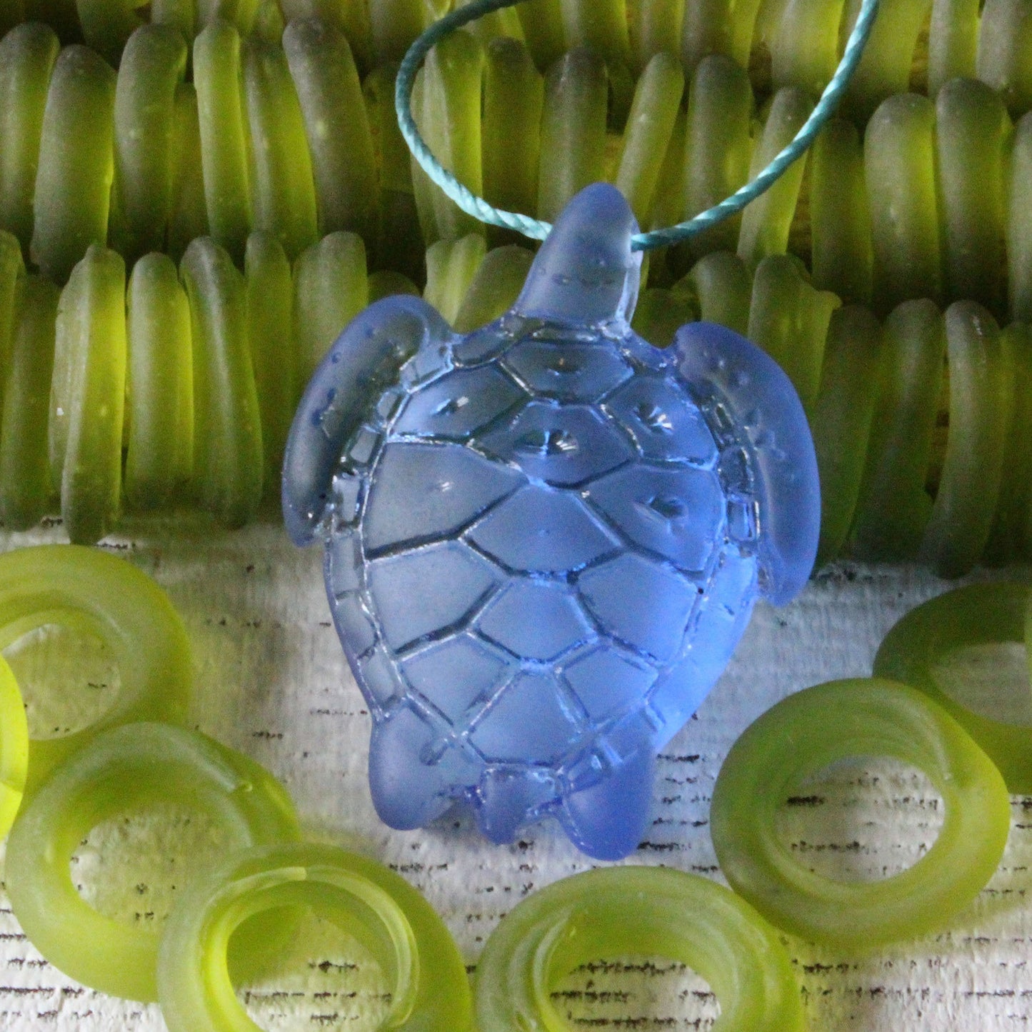 35mm Frosted Glass Turtle Pendant - Sapphire Blue - 2 Beads