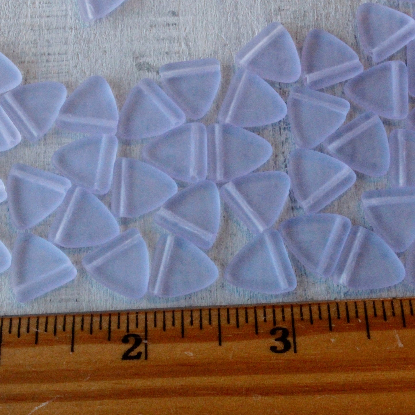 Load image into Gallery viewer, 30 - 12mm Triangle Drop Beads  -  - Frosted Glass Beads - Matte Alexandrite Lavender
