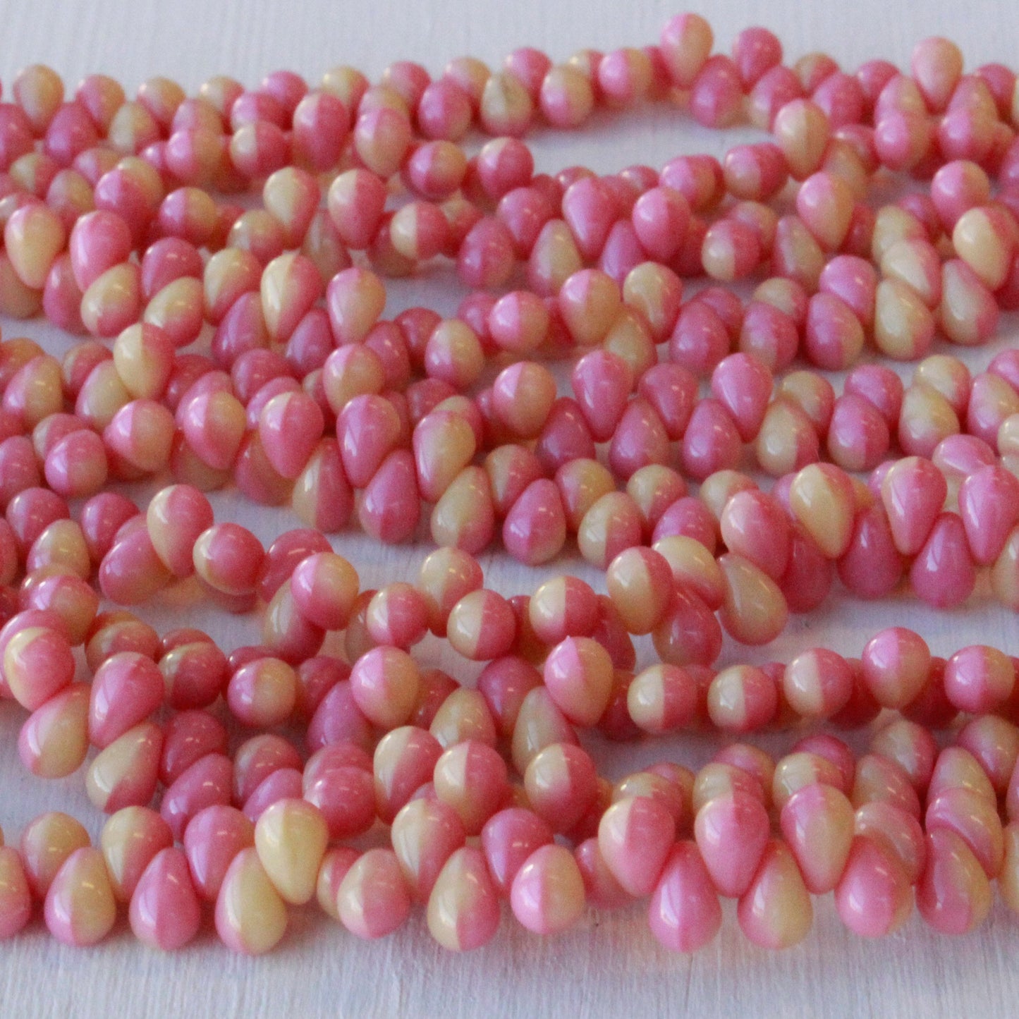 4x6mm Glass Teardrop Beads - Raspberries & Cream - 114 Beads