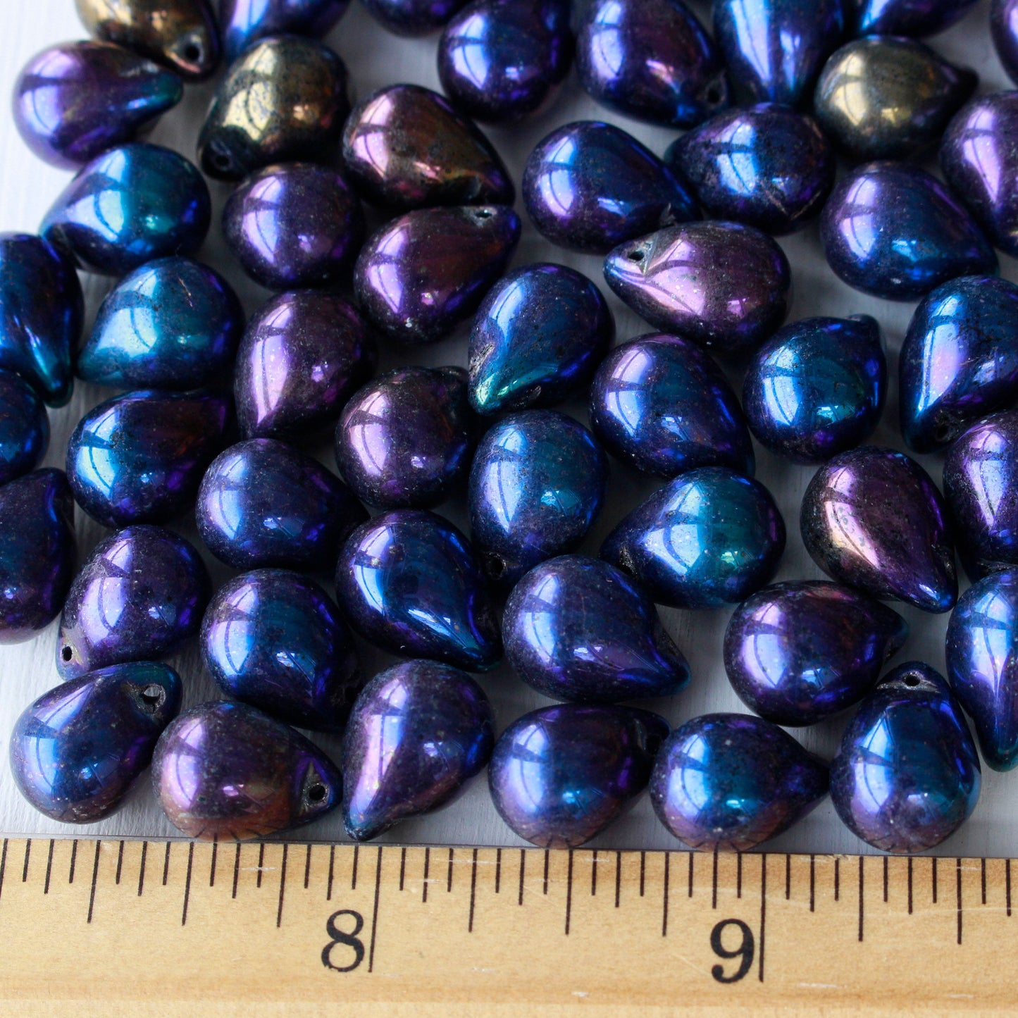 10x14mm Glass Teardrop Beads - Blue Iris