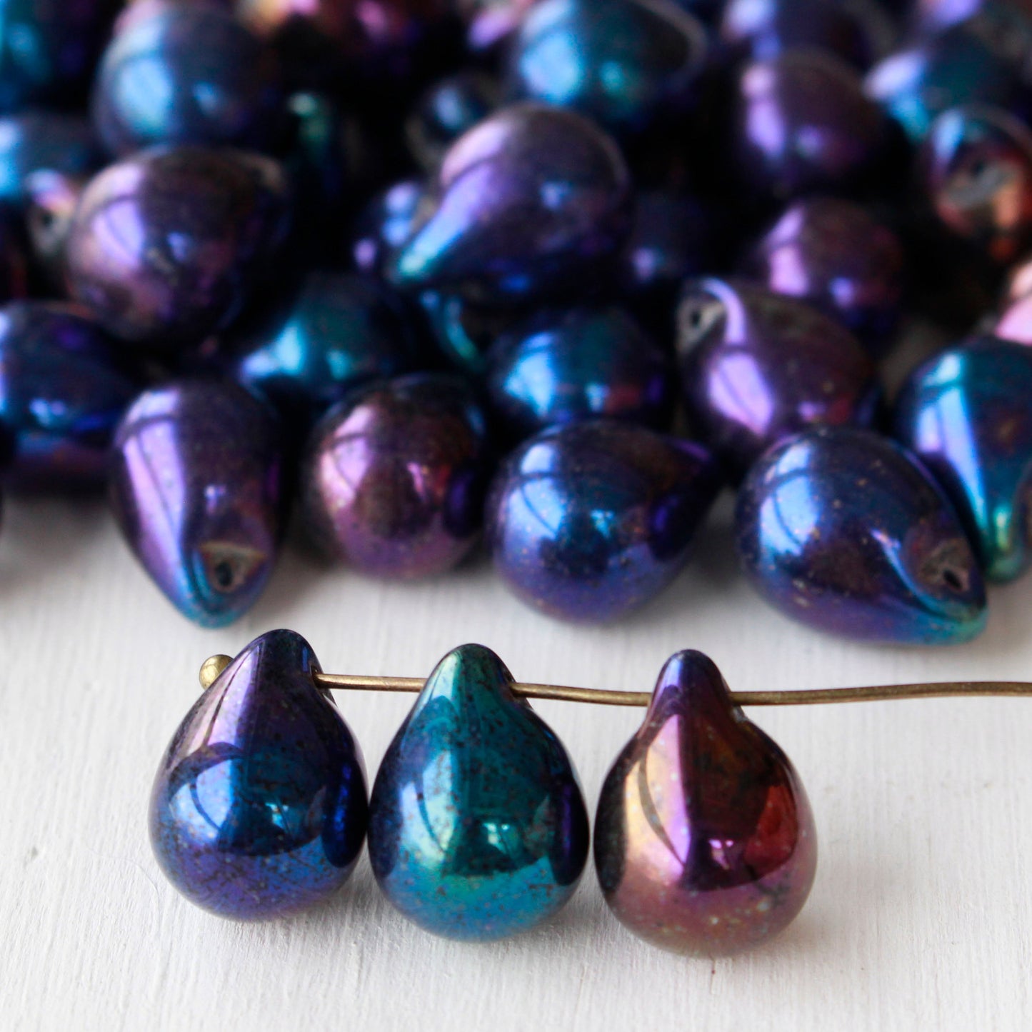 10x14mm Glass Teardrop Beads - Blue Iris