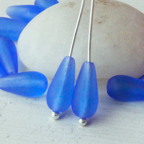 Load image into Gallery viewer, 6x12mm Frosted Glass Long Drill Drops - Sapphire Blue - 20 Beads
