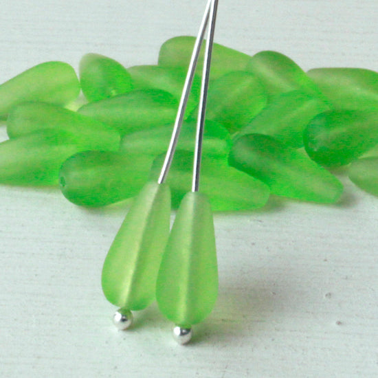 6x12mm Frosted Glass Long Drill Drops - Peridot - 20 Beads