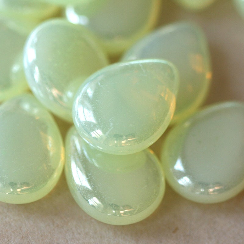 Load image into Gallery viewer, 12x16mm Flat Glass Teardrop Beads - Yellow Luster - 25 Beads
