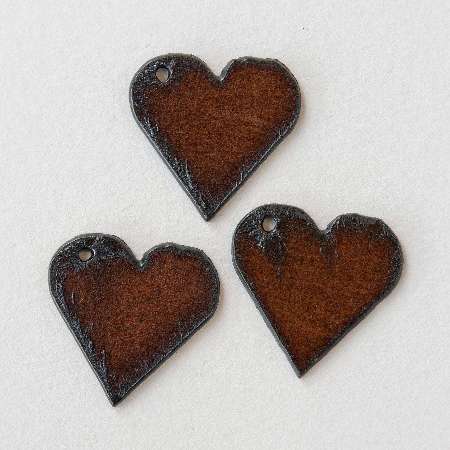 25mm Rusted Iron Heart Pendant - 1 Pendant