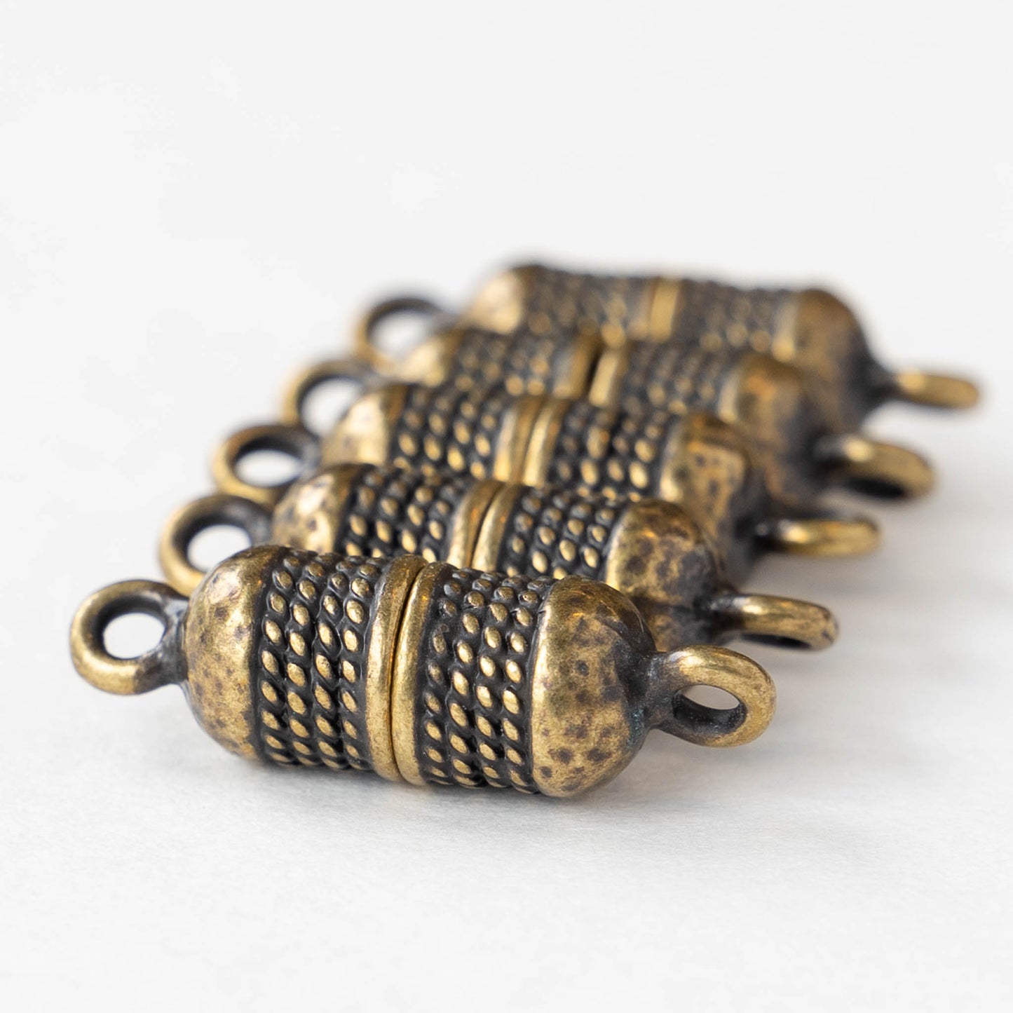 Magnetic Clasp - Antiqued Brass - 1 clasp