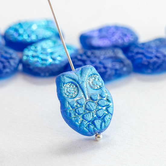 Load image into Gallery viewer, Glass Owl Beads - Cobalt Blue AB - 2 or 10
